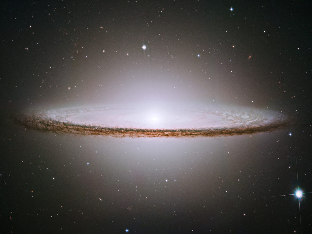Sombrero Galaxy, NGC4594, M104